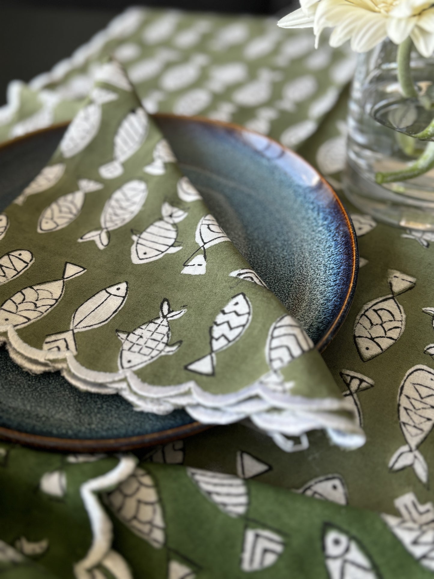 Green Fish Scalloped Edge Table Napkin