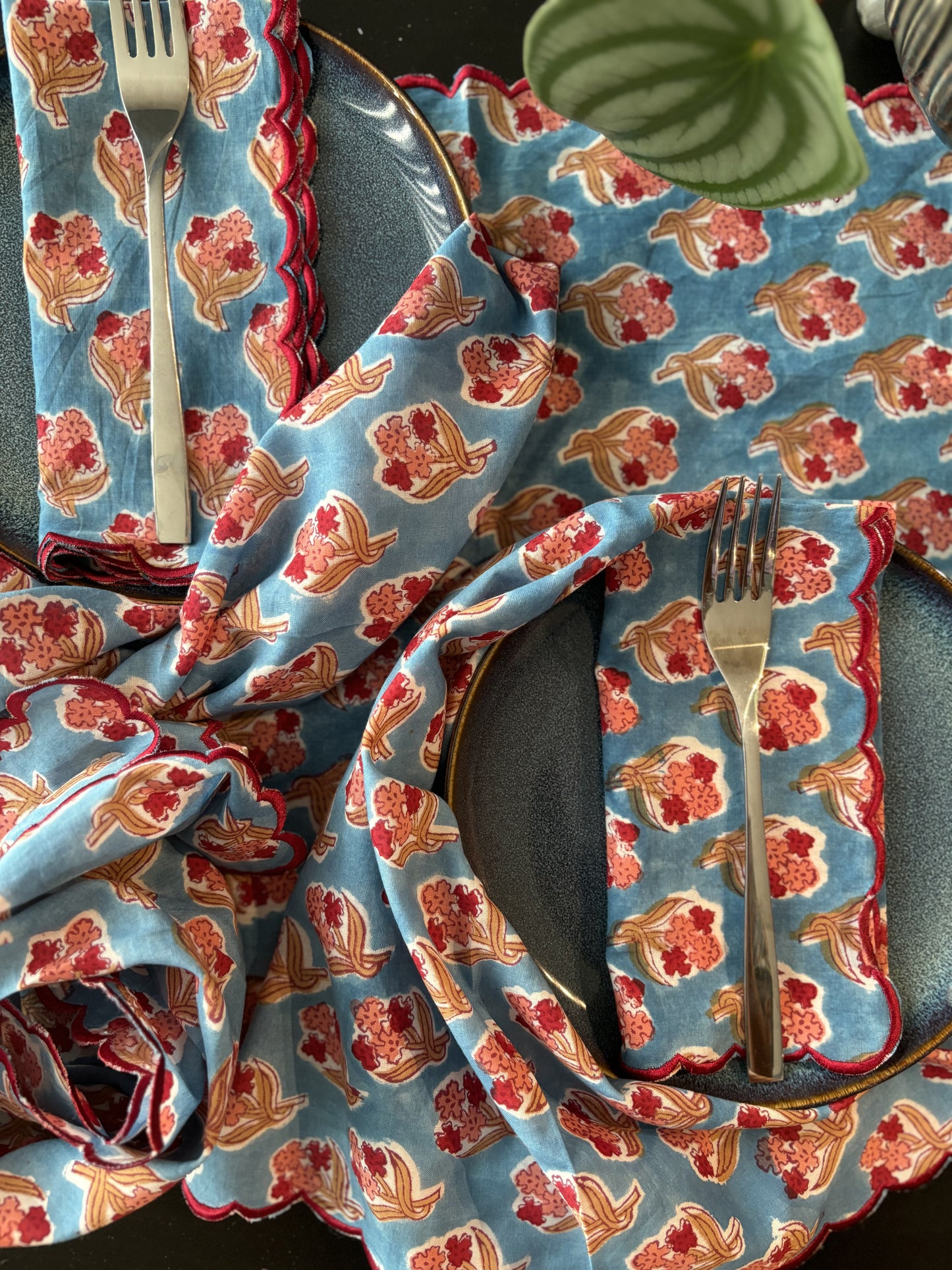 Firozi Blue & Red Scalloped Edge Table Napkin