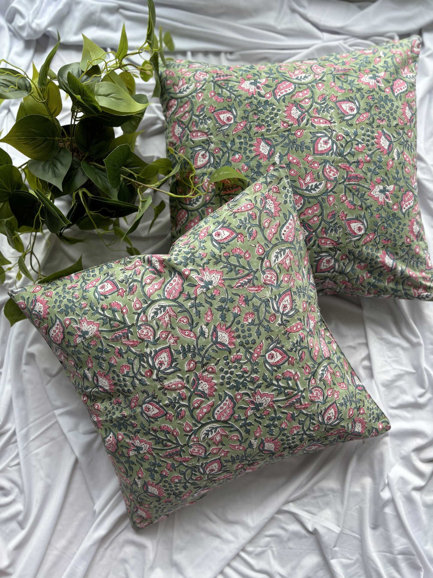 Green and Pink Jaal Printed Cushion Cover (Set of 2)