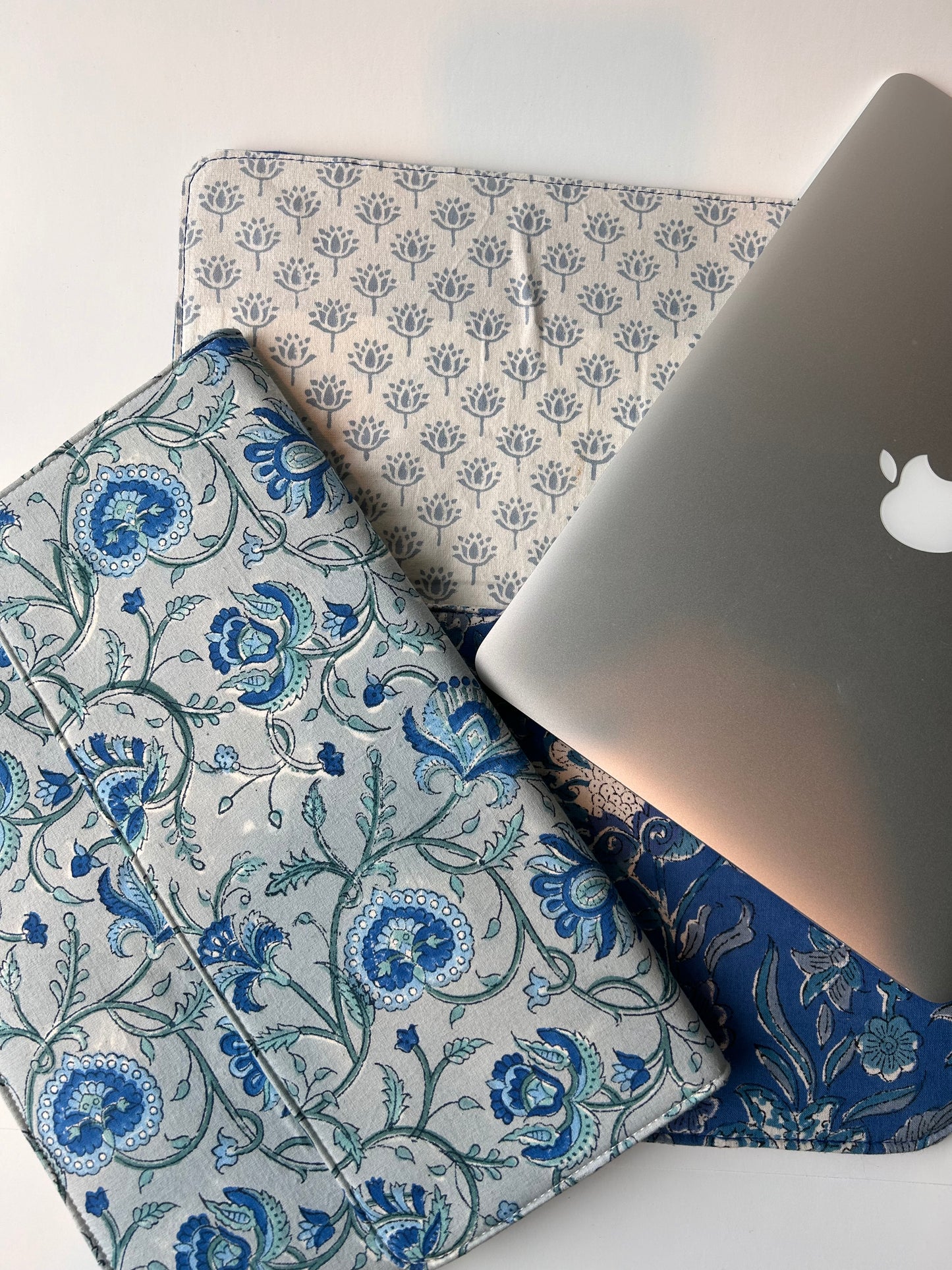 Printed MacBook sleeve/ cover