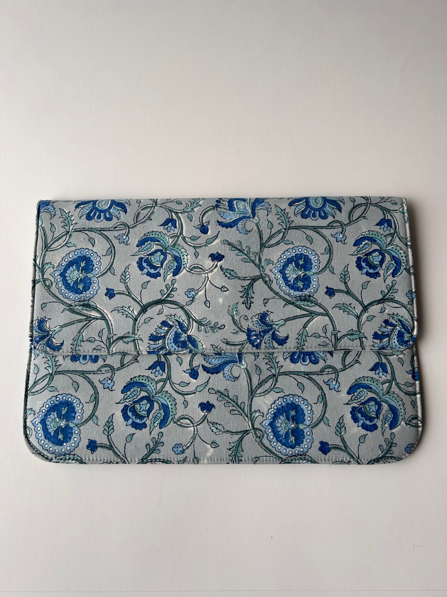 Printed MacBook sleeve/ cover