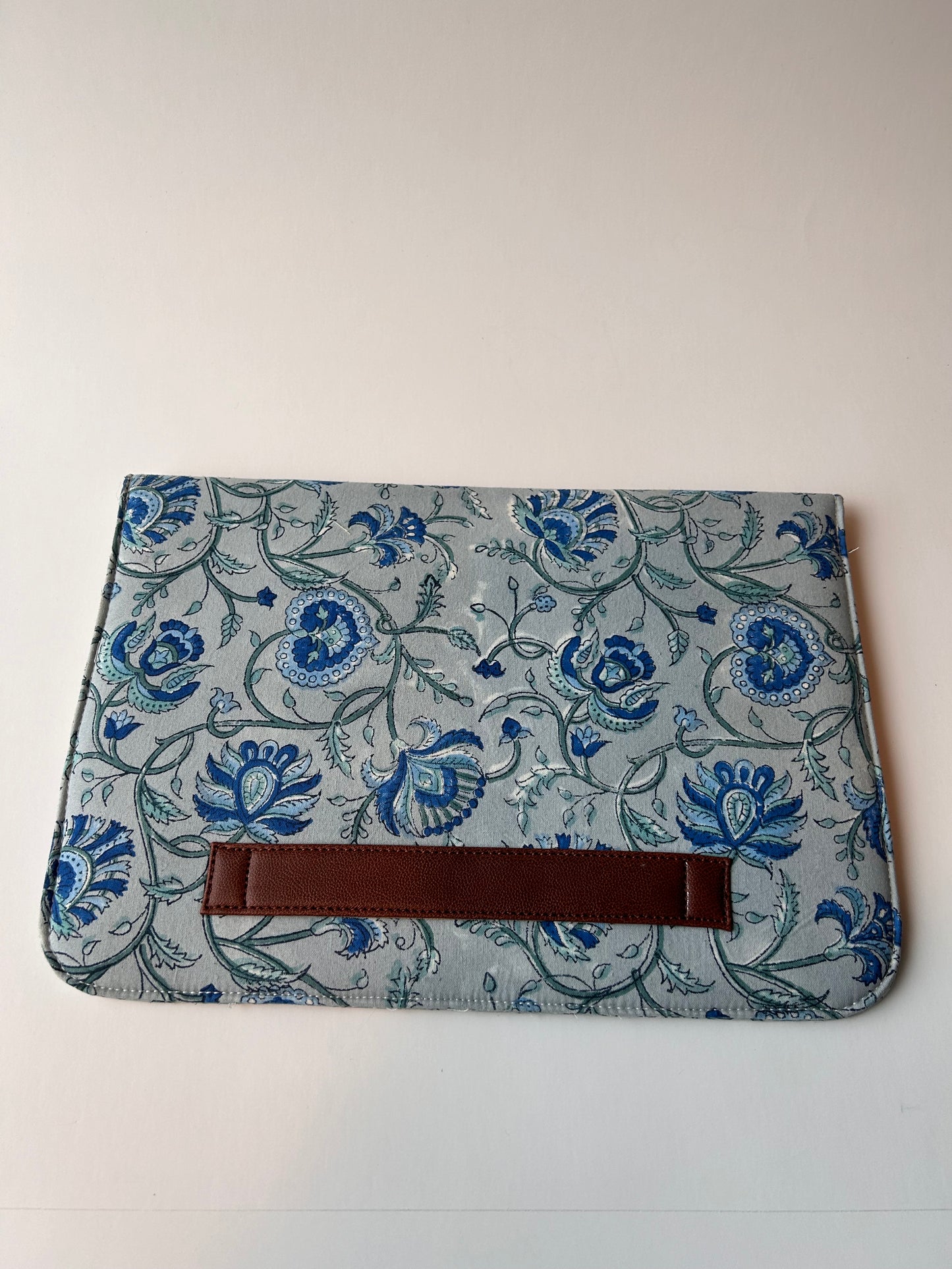 Printed MacBook sleeve/ cover